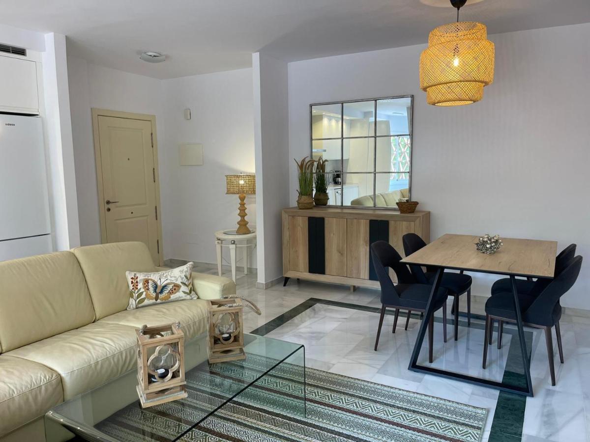 Appartamento Marbella Playa Residencial Con Piscina Esterno foto