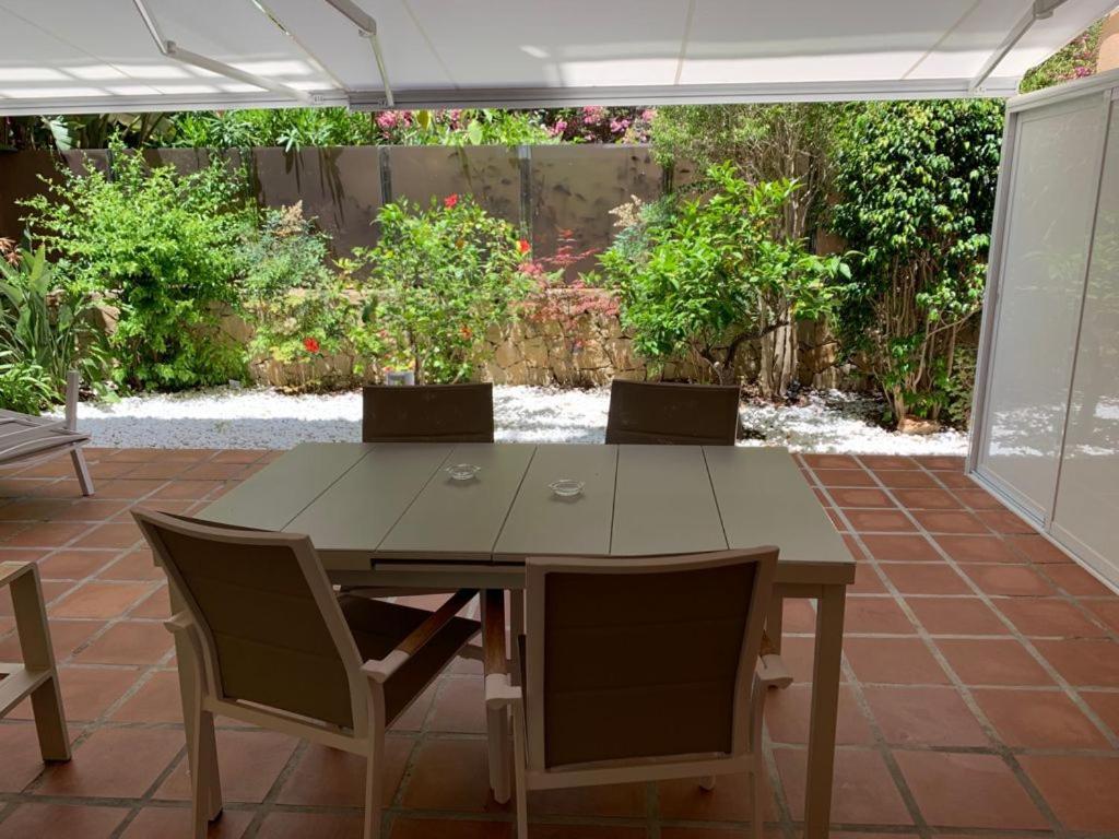 Appartamento Marbella Playa Residencial Con Piscina Esterno foto