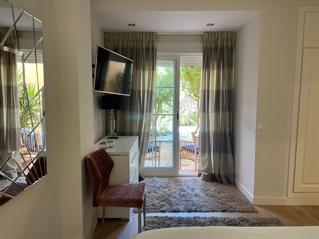 Appartamento Marbella Playa Residencial Con Piscina Esterno foto